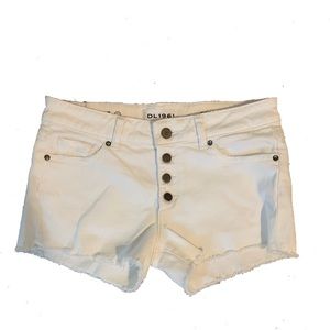 DL1961 white denim shorts
